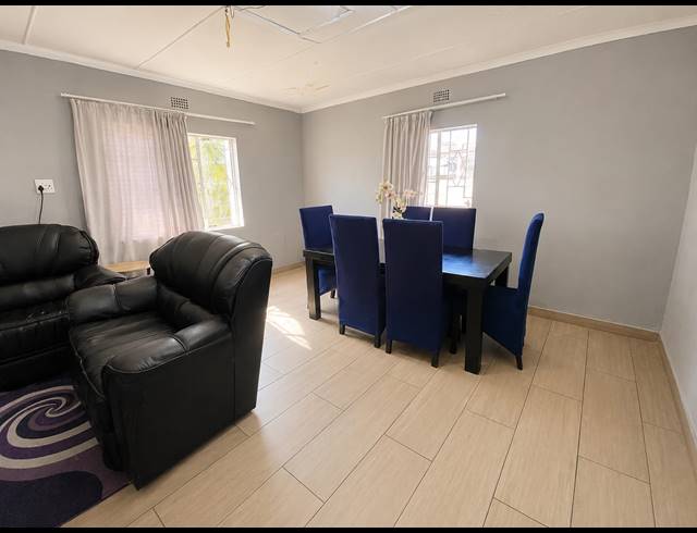 3 BEDROOM HOUSE FOR SALE IN VANDERBIJLPARK CW 5